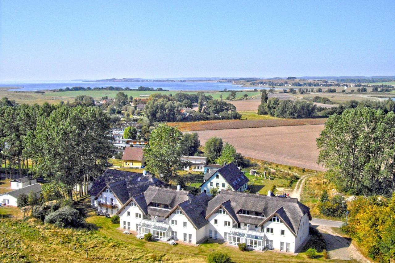 F-1010 Strandhaus Moenchgut B&B Doppelzimmer Nr 35 Lobbe Bagian luar foto